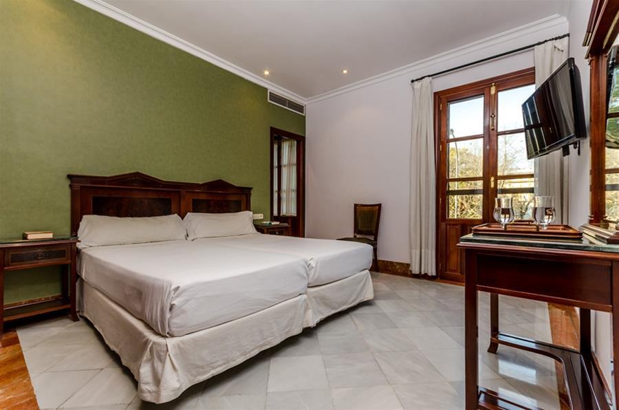 Hotel Baco